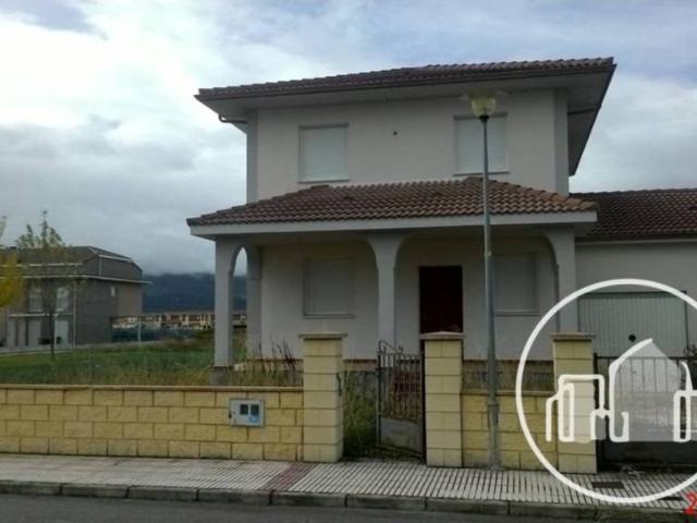 Casa en venta en Medina De Pomar, Castilla y León