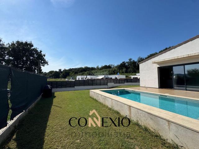 Casa en venta en Medinyà, Gironès