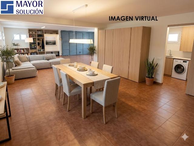 Casa en venta en Medinyà, Gironès