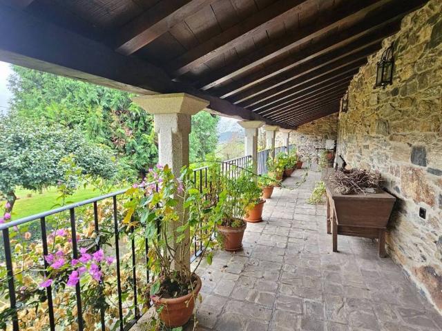 Casa en venta en Terra de Melide, Galicia