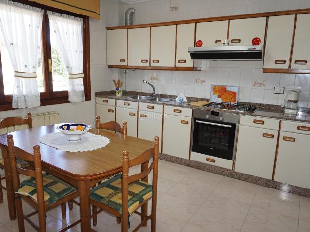 Casa en venta en Melide, San Roque