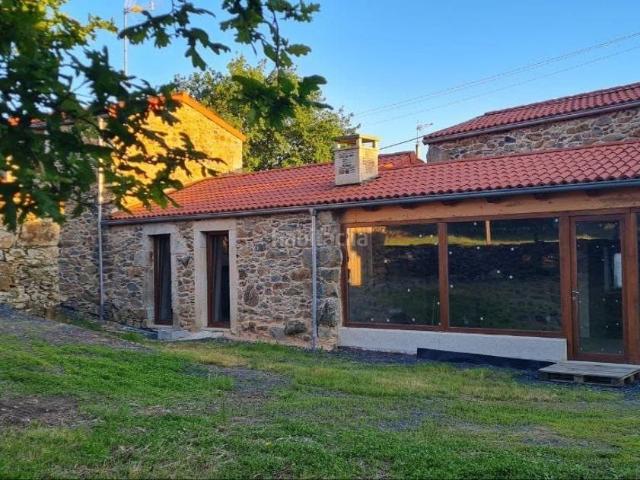 Casa en venta en Melide, San Roque