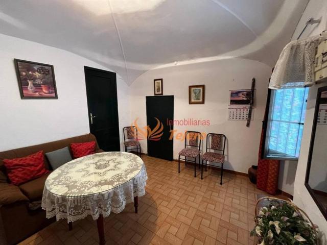 Casa en venta en Membrío, Extremadura