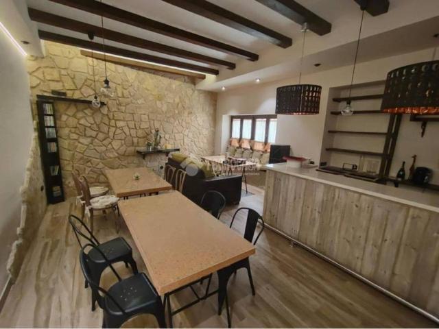 Casa en venta en Mengíbar, Andalucía