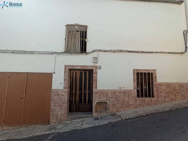 Casa en venta en Mengíbar, Andalucía