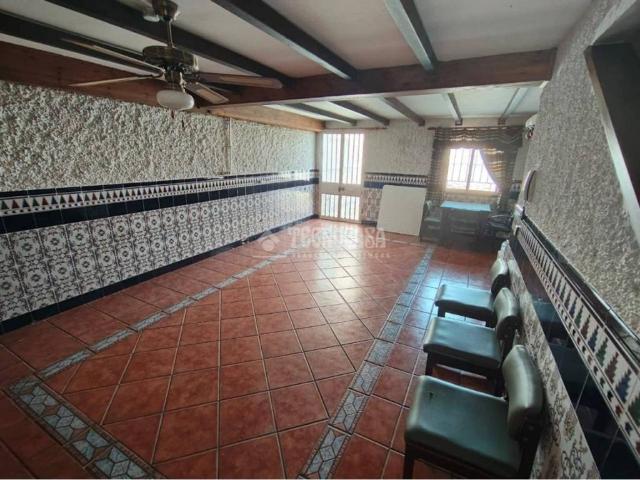 Casa en venta en Mengíbar, Andalucía