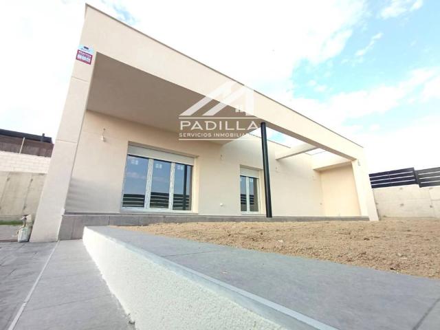 Casa en venta en Méntrida, Toledo