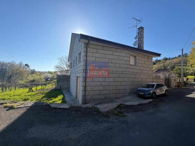 Casa en venta en A Merca, Terra da Celanova