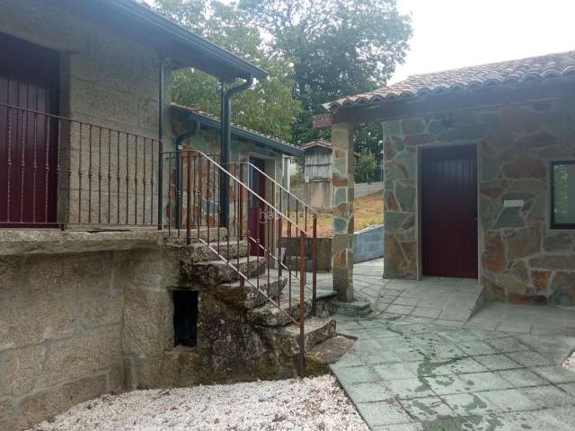 Casa en venta en A Merca, Terra da Celanova
