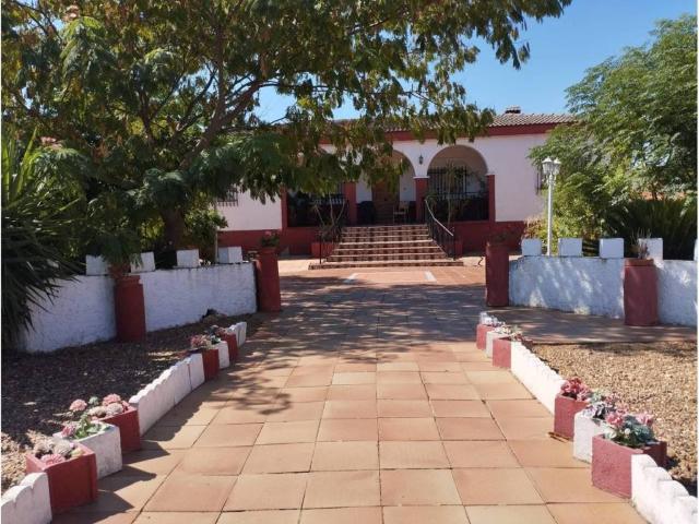 Casa en venta en Mérida, Extremadura