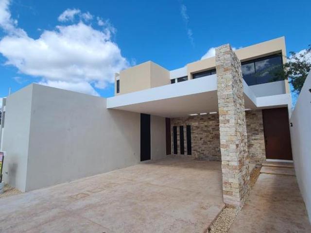 CASA EN VENTA EN MÉRIDA, TEMOZÓN, CASA TEMOZÉN, ENTREGA INMEDIATA