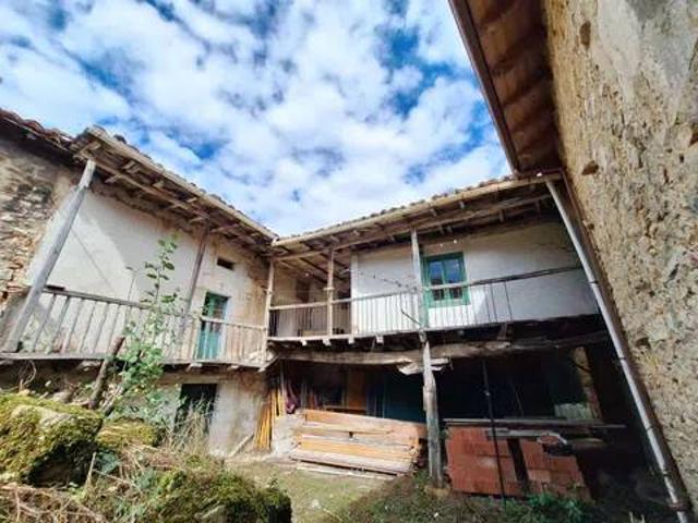 Casa en venta en Merindad De Sotoscueva, Castilla y León
