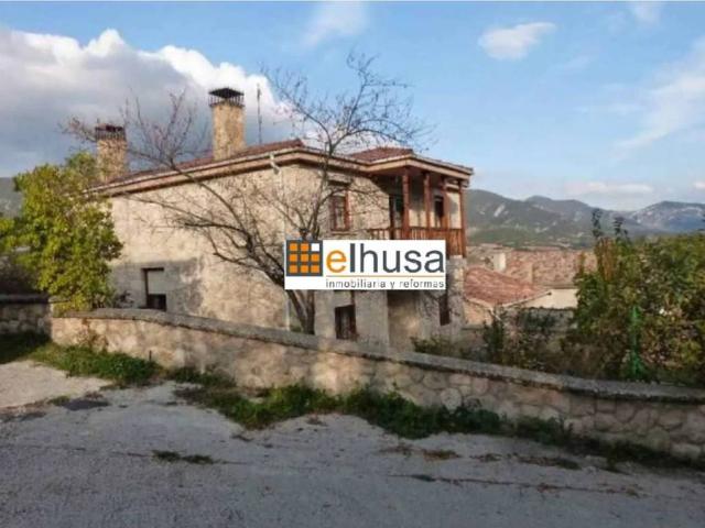 Casa en venta en Merindad De Valdivielso, Castilla y León