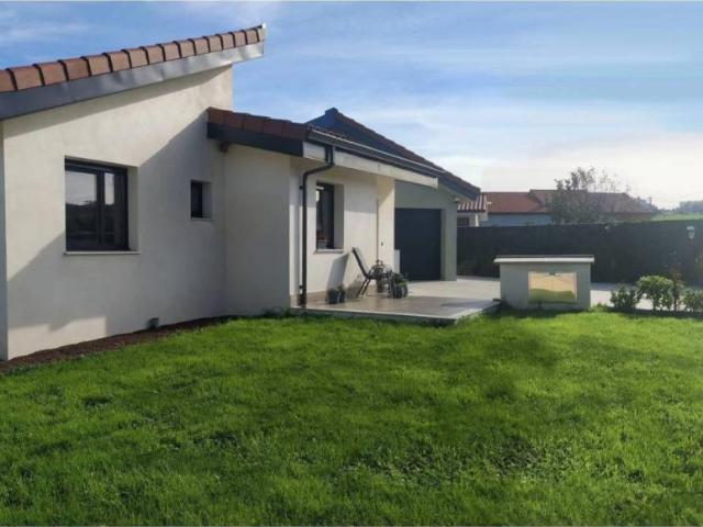 Casa en venta en Meruelo, Cantabria