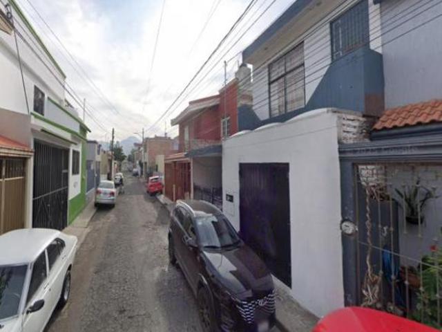 CASA EN VENTA EN MICHOACAN ZAMORA DE HIDALGO LAS FUENTES