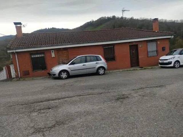 Casa en venta en Mieres, Asturias