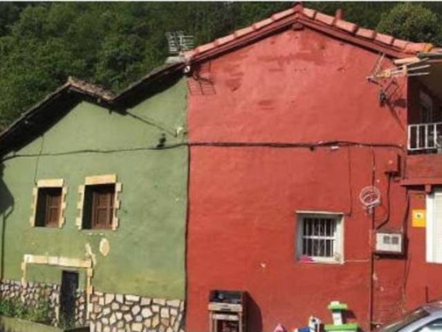 Casa en venta en Mieres, Asturias