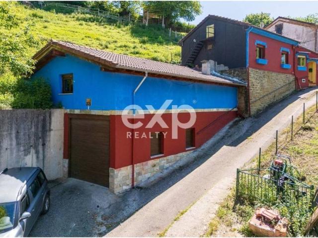 Casa en venta en Mieres, Asturias