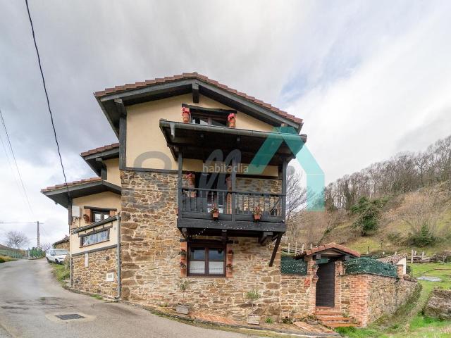 Casa en venta en Mieres, Asturias