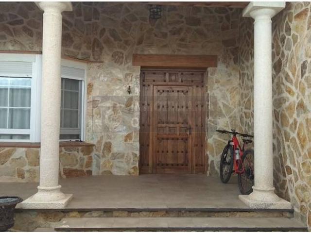 Casa en venta en Miguel Esteban