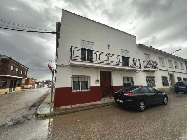 Casa en venta en Miguel Esteban