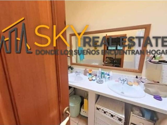 Casa en venta en Miraflores De La Sierra