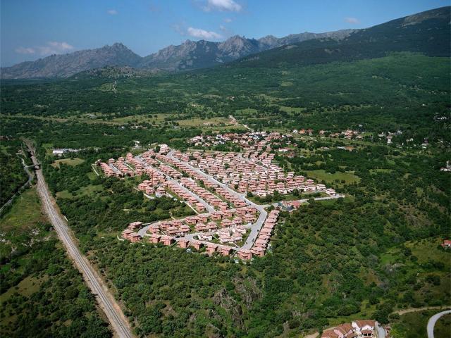 Casa en venta en Miraflores De La Sierra, Madrid