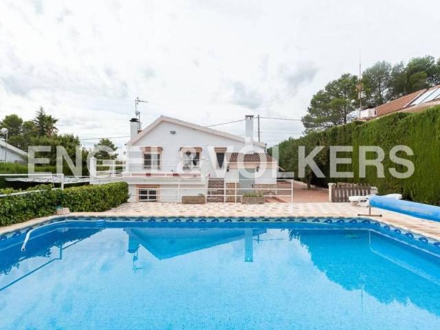 Casa en venta en Mogente