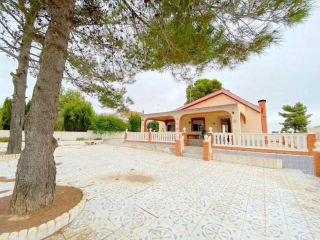Casa en venta en Mogente