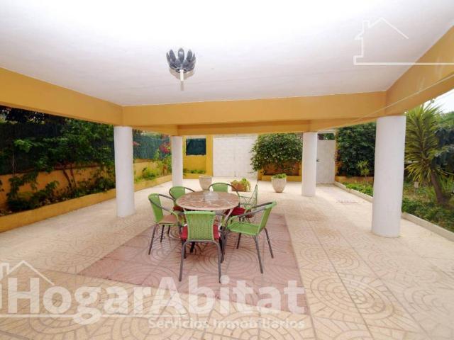 Casa en venta en Moncada, Valencia
