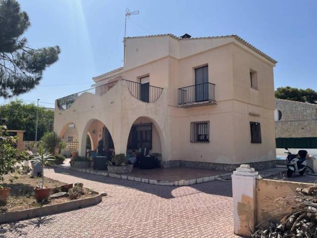 Casa en venta en Moncada, Valencia