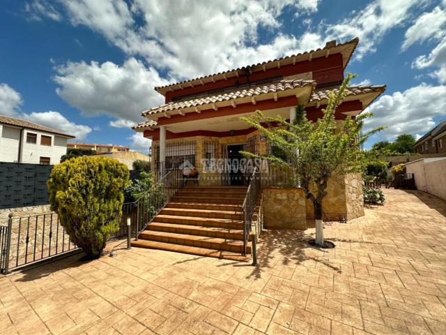 Casa en venta en Mondéjar