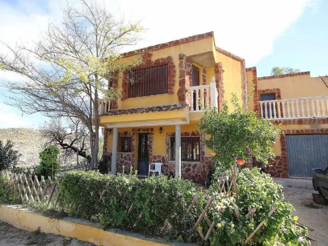 Casa en venta en el Vinalopó Mitjà / El Vinalopó Medio, Valencia