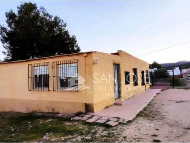 Casa en venta en el Vinalopó Mitjà / El Vinalopó Medio, Valencia