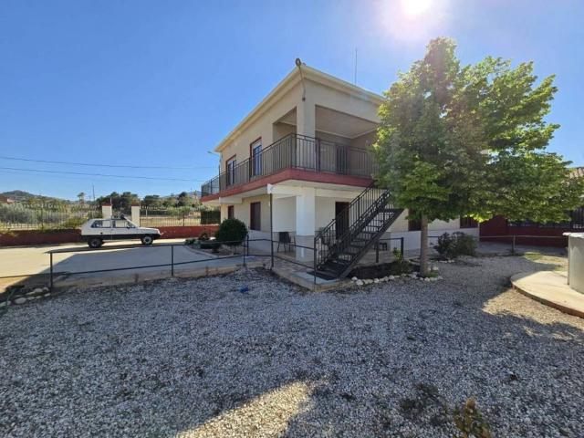Casa en venta en el Vinalopó Mitjà / El Vinalopó Medio, Valencia