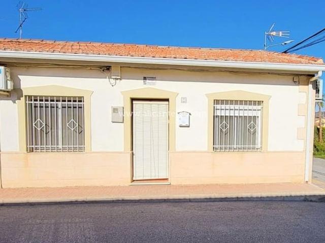 Casa en venta en el Vinalopó Mitjà / El Vinalopó Medio, Valencia