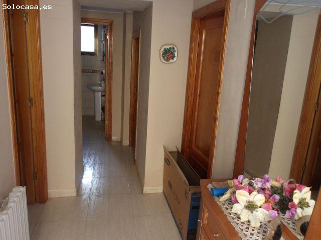 Casa en venta en Allueva, Aragón
