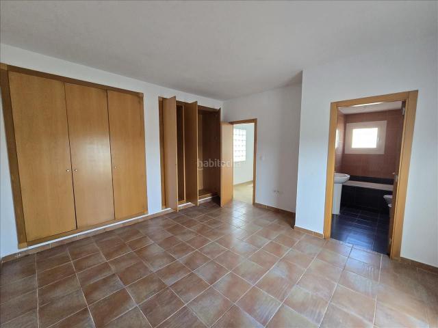 Casa en venta en Torrent, València / Valencia