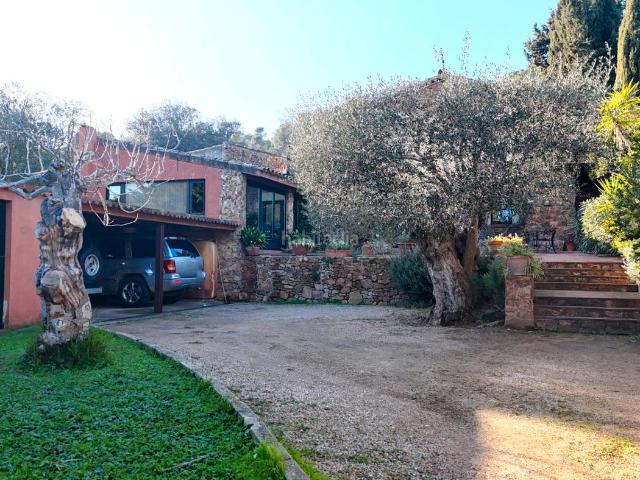 Casa en venta en Mont-ras