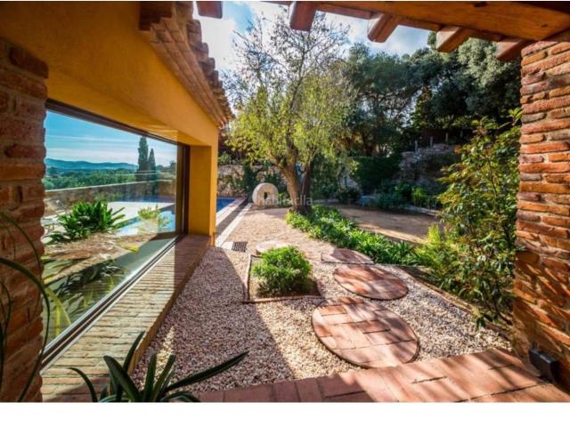 Casa en venta en Mont-ras