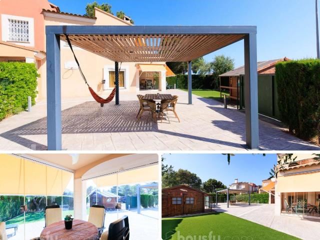 Casa en venta en Mont-roig Del Camp, el Casalot