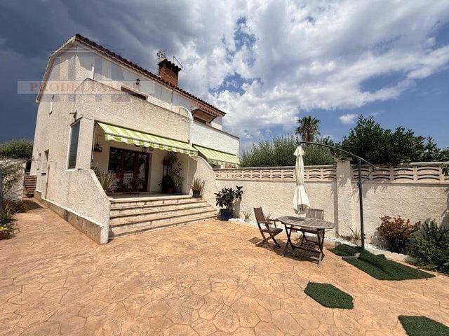 Casa en venta en Mont-roig del Camp, Tarragona