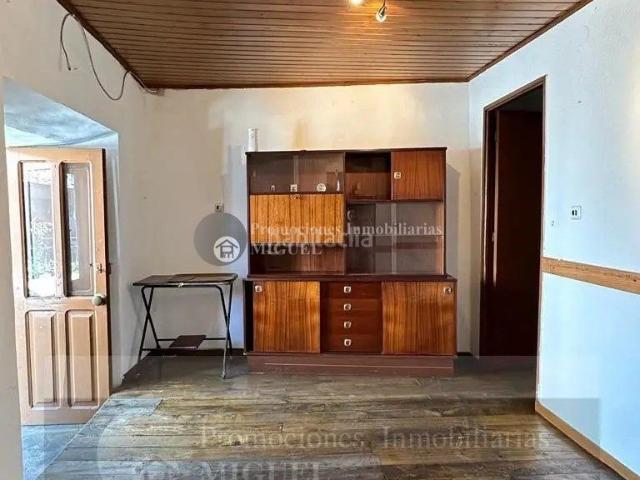 Casa en venta en Monterrei, Verín