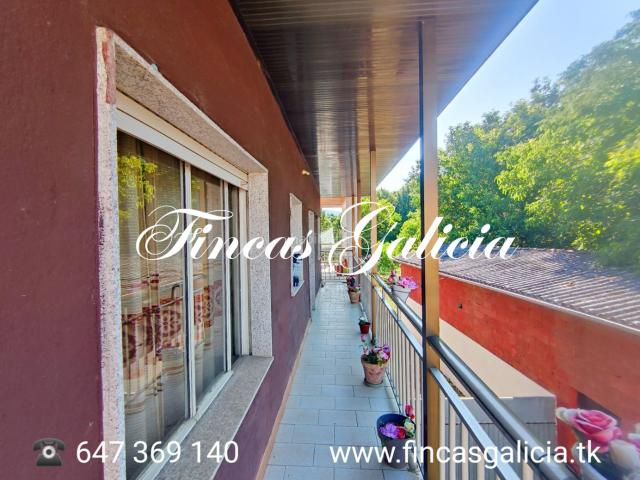Casa en venta en Monterrei, Verín