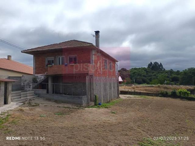 Casa en venta en Monterroso, Lugo
