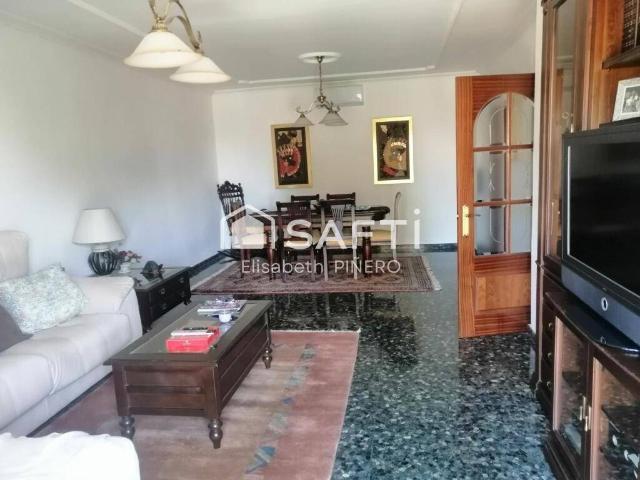Casa en venta en Montijo