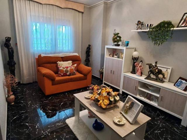 Casa en venta en Monturque, Andalucía