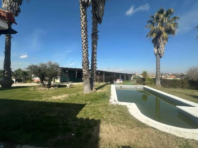 Casa en venta en Moraleja De Enmedio