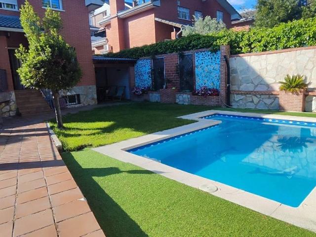 Casa en venta en Moraleja De Enmedio