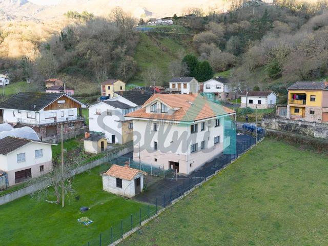 Casa en venta en Morcín, Asturias